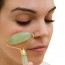 Jade Roller for Facial Massage: Ideal für Gesichtsmassage, Anti-Falten-, Straffungs- und Anti-Stress-Wirkung.