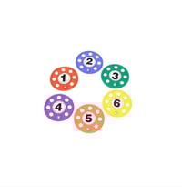 Set mit sechs Scheiben mit Loch