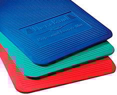 Matratzen und Kleiderbügel