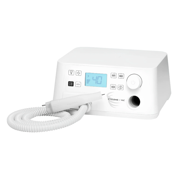 Mikromotor mit integrierter CYCLONE VAC Zyklonabsaugung und Speicherprogrammen.