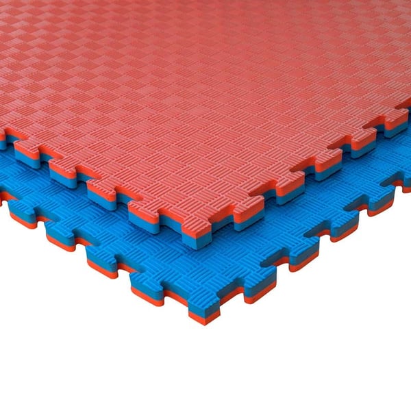 Wendbares Tatami-Puzzle Kinefis Modell F (Dicke 20 mm und fünfzeilige Textur) – Farbe: Rot und Blau. Letzte Einheiten!