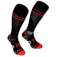 LETZTE GRÖSSEN - Compressport Full Socks V2 - Ultrahochtechnische Socke - Schwarze Farbe (Größe 1S-1M)