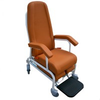 Klinischer Stuhl für Geriatrie und Kinefis Kinetic Duo: Mit Fußrasten Partei mehr Komfort zu bieten