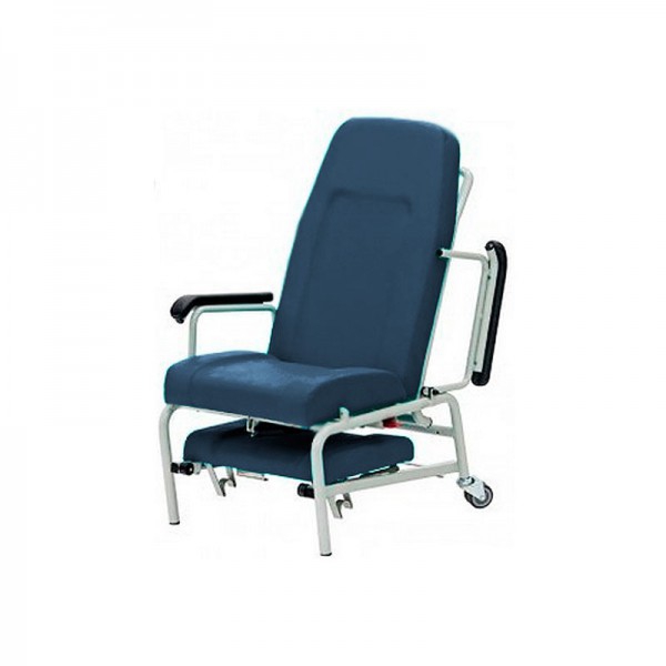 Klinischer und geriatrischer Stuhl für Patienten: Äußerst robuste Stahlkonstruktion, klappbare Rückenlehne und Räder, die den Transport erleichtern