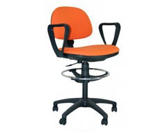 Kinefis Operative Hocker Kinefis Operative Hocker